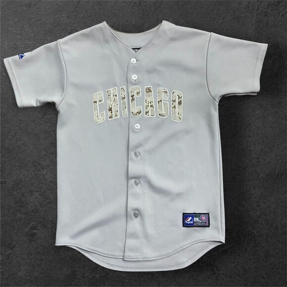 Majestic Vintage MLB Chicago Cubs Digital Camo Gray Baseball Jersey Youth Size M - Picture 1 of 8